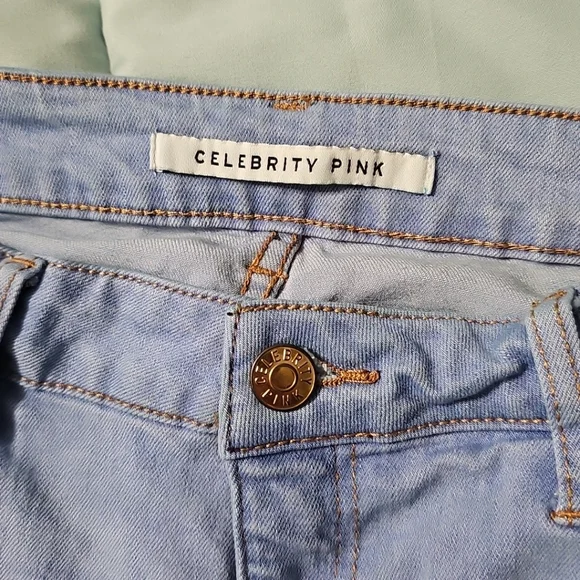 Bundle Of 3 Jean Shorts (2)Celebrity Pink (1)Arizona Women's 7 Good PreOwned - Picture 7 of 12